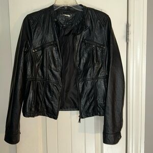 Women’s leather jacket size XL